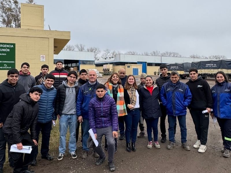 Jóvenes de Villa del Totoral acceden a su primer empleo formal a través del programa Fomentar Empleo